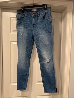 Madewell 9" Highriser Skinny Skinny Distressed Jeans Size 31